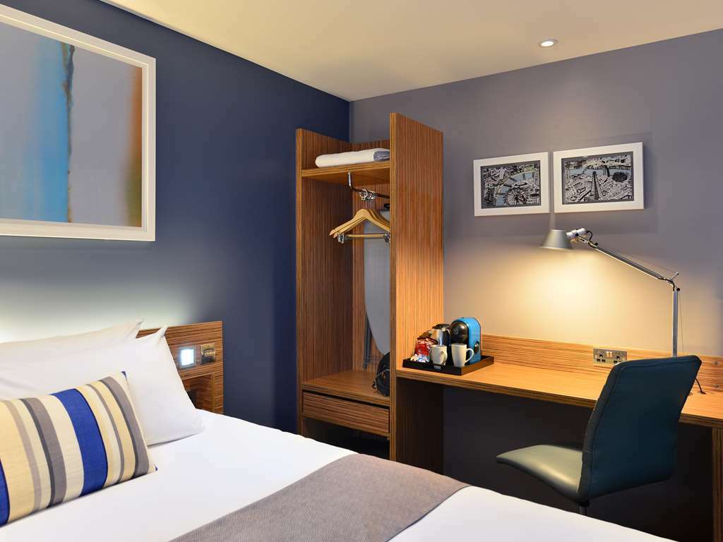 Travelodge London Ealing Room photo